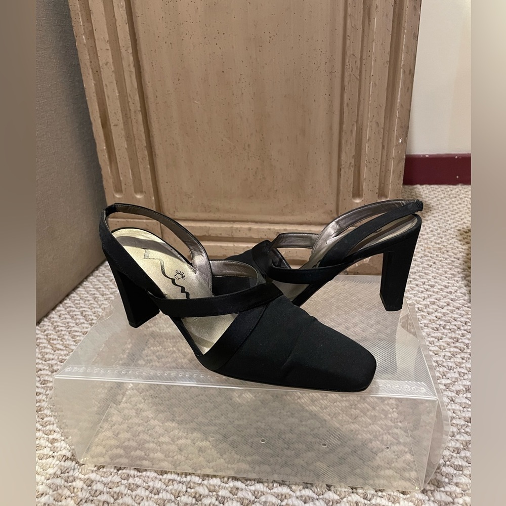 Nina Crossover Heels